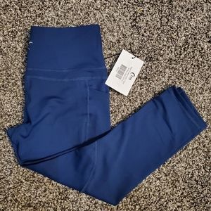 Zyia Navy Pocket Light n Tight Capri 20in